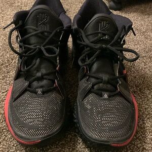 Nike Kyrie 7 Bred